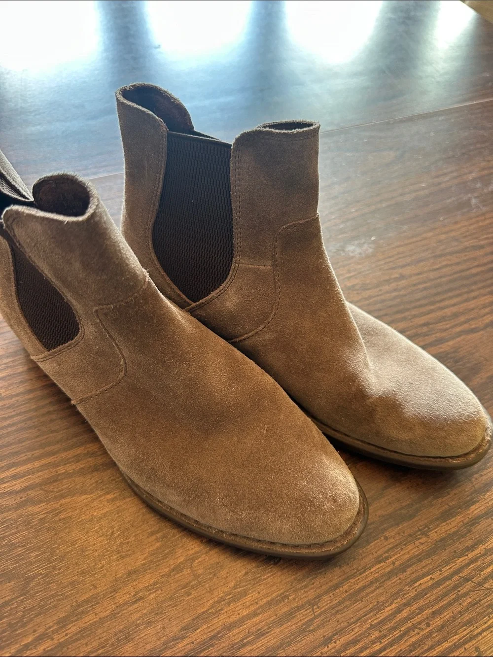 Born Men’s Brown Suede Chelsea Boots - Sleek Slip-On Style